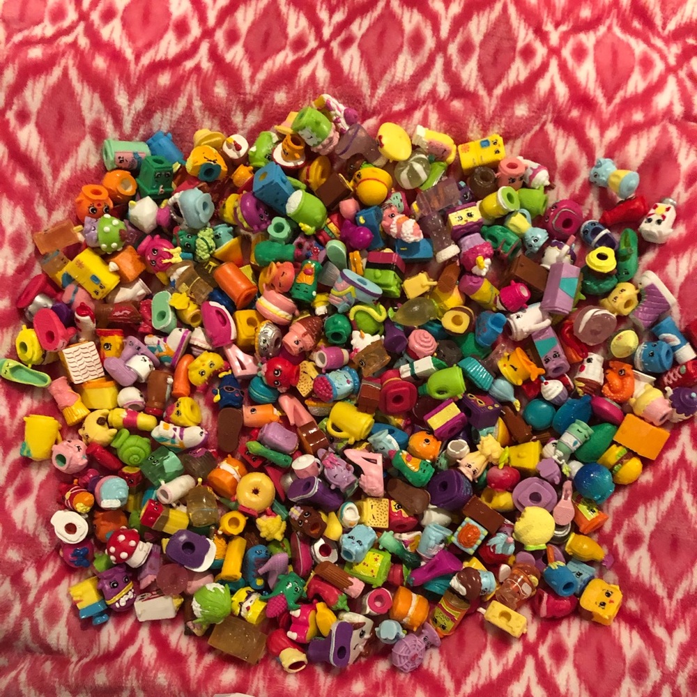 Huge shopkins lot